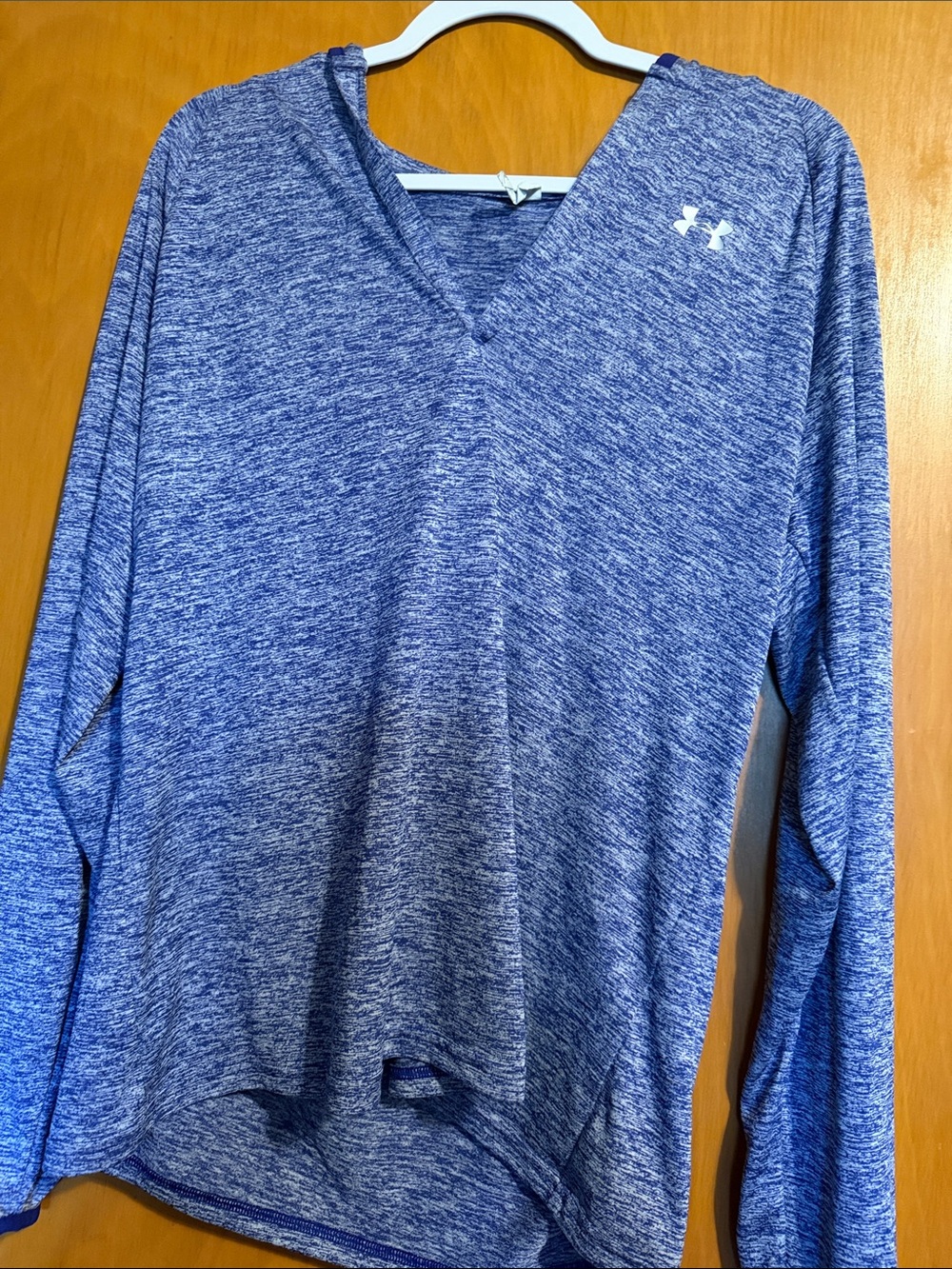 Women’s XL pullover lightweight Under Armour hoodie